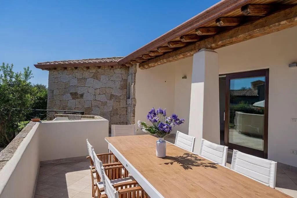 סאן תאודורו Villa Brandinchi - Heated Pool, Private Beach, Sea View, Wi-Fi איטליה