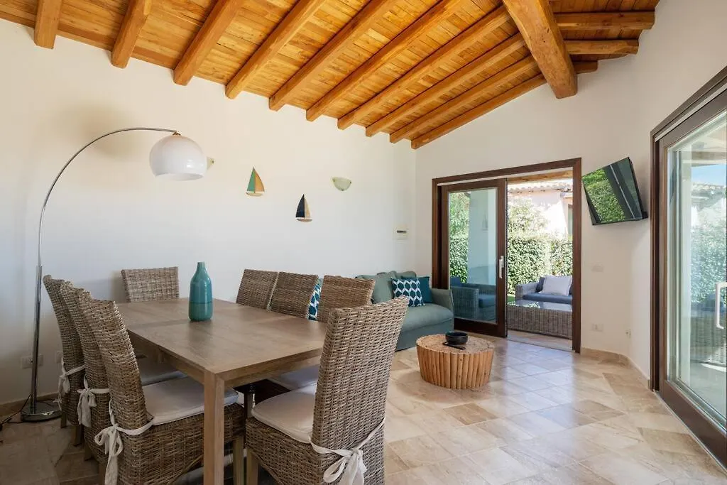 סאן תאודורו Villa Brandinchi - Heated Pool, Private Beach, Sea View, Wi-Fi סאן תאודורו