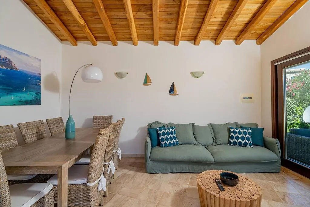סאן תאודורו Villa Brandinchi - Heated Pool, Private Beach, Sea View, Wi-Fi 0*, סאן תאודורו