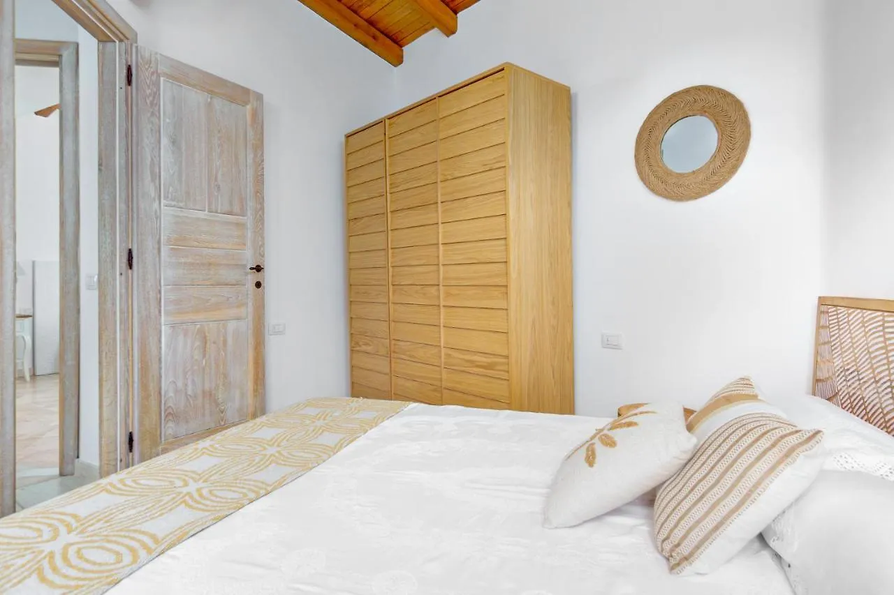 סאן תאודורו Villa Brandinchi - Heated Pool, Private Beach, Sea View, Wi-Fi 0*, סאן תאודורו