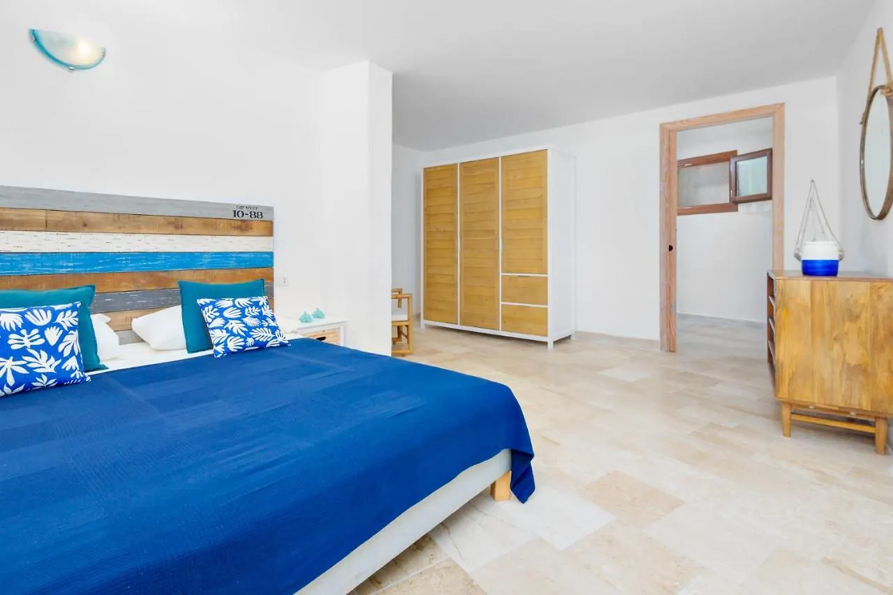 סאן תאודורו Villa Brandinchi - Heated Pool, Private Beach, Sea View, Wi-Fi  סאן תאודורו